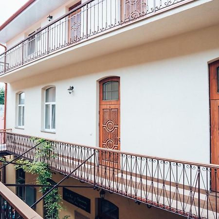 Wonderful Flat On City Center أوزهورود المظهر الخارجي الصورة