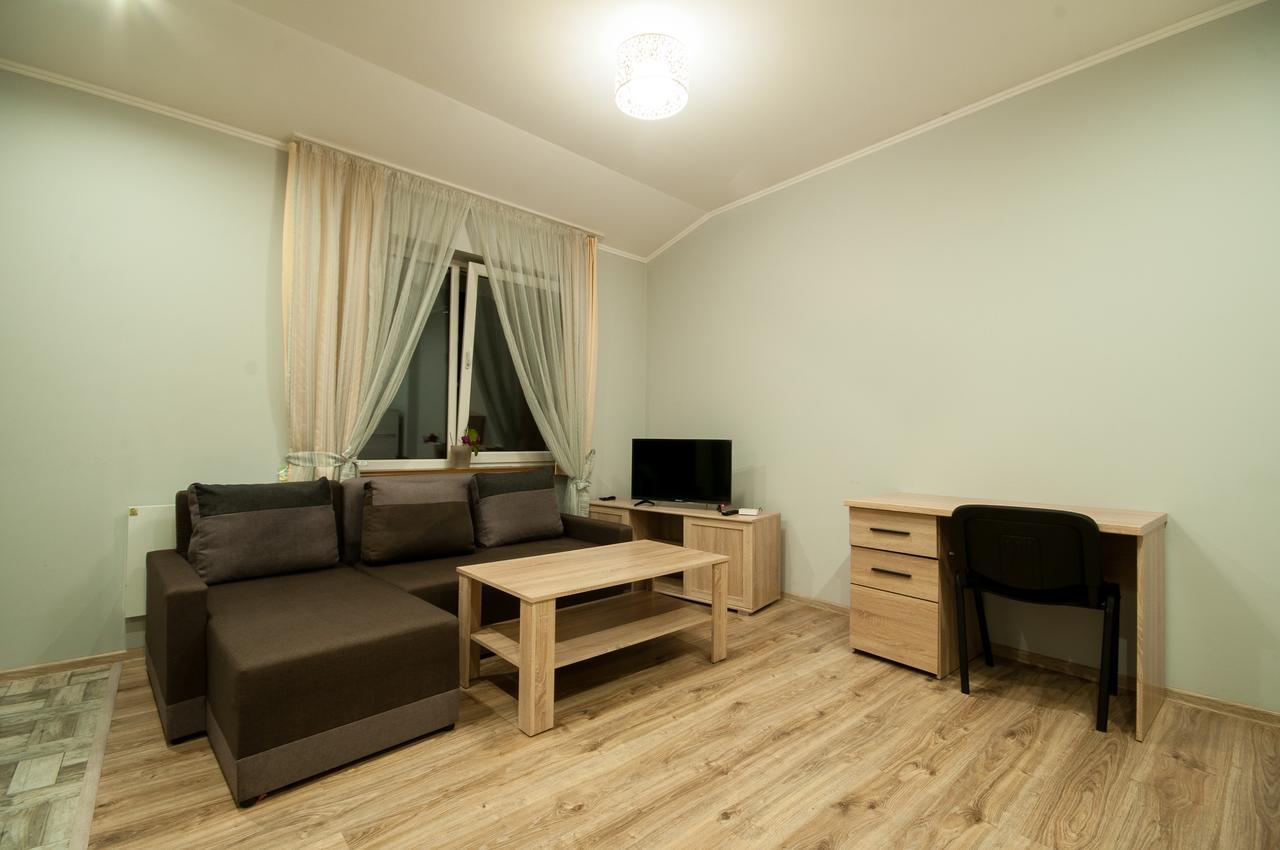 Wonderful Flat On City Center أوزهورود المظهر الخارجي الصورة