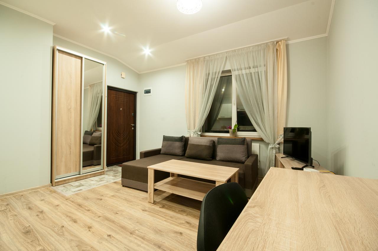 Wonderful Flat On City Center أوزهورود المظهر الخارجي الصورة